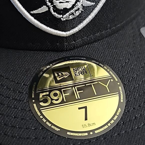 Las Vegas Raiders New Era Cloud Icons Fitted Hat 59FIFTY 7 Black Silver NFL Cap main image 11